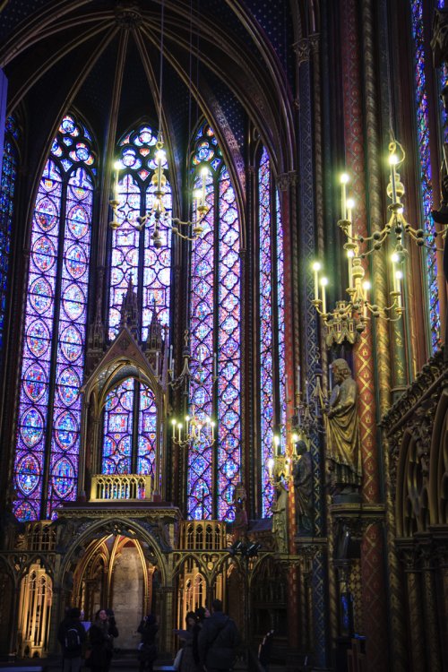 The glass of Sainte Chapelle